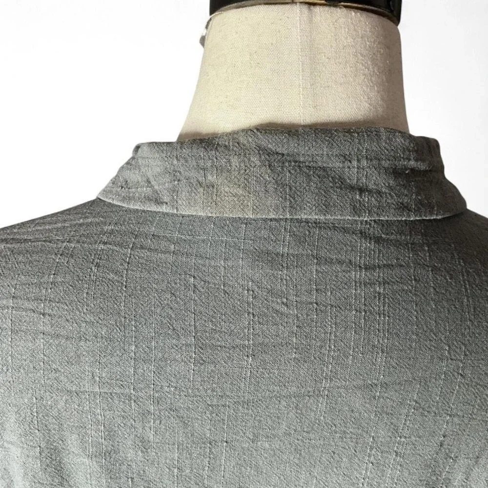 Habitat Gray Linen Blend Collared Button Front Cropped Jacket Top Women's Medium